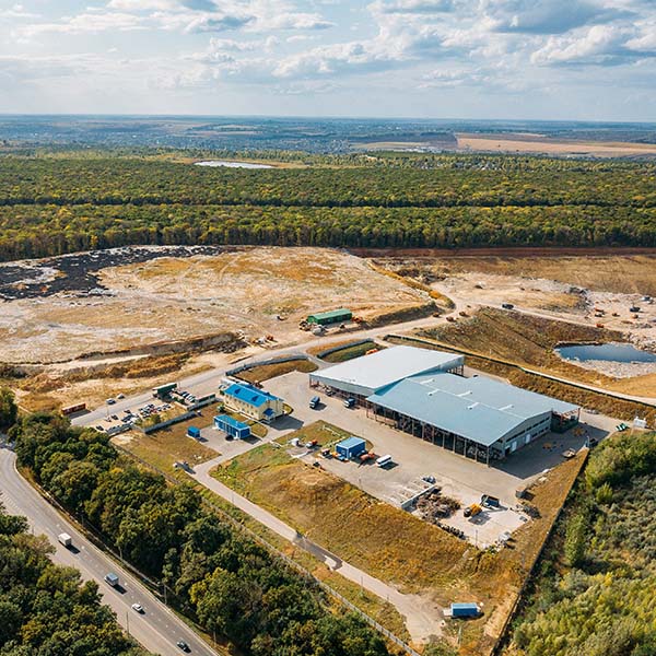 Behandling av lakvatten från soptippar